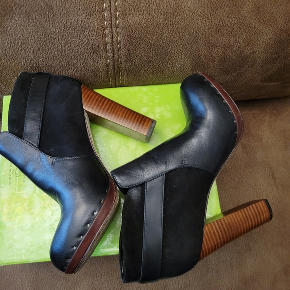 Ankle Boots - Picture 9 of 13